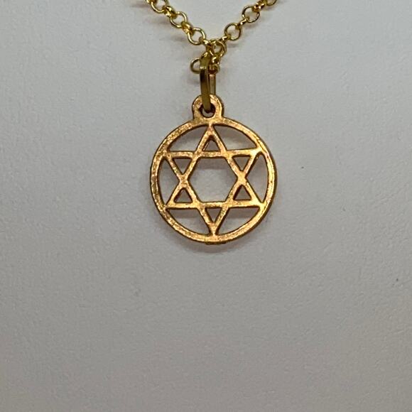Gold-Tone Star Pendant Necklace - Picture 2 of 5
